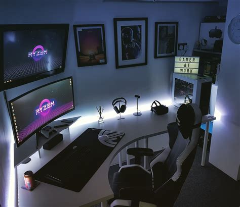 gaming room decor